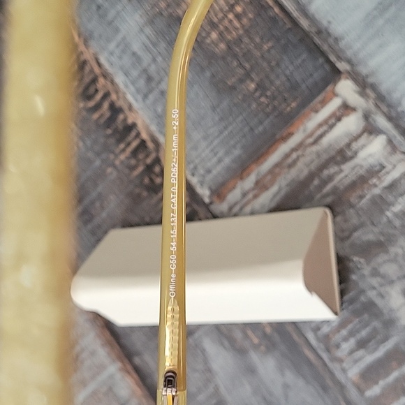 Prive Revaux Gold Readers - Picture 3 of 5